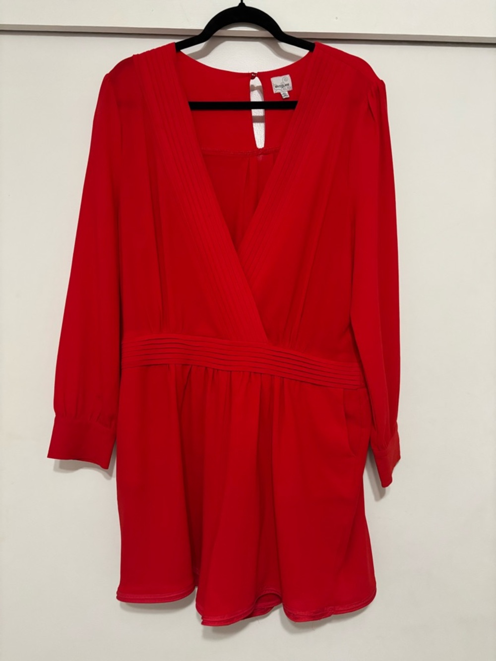 Elegant Women’s Shorts Romper Orange Long-Sleeve V-Neck Large